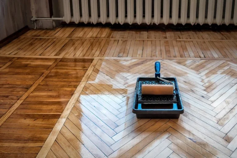 La Rénovation du Parquet : Les Techniques de Finition Après Ponçage